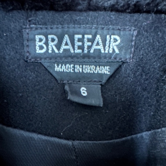 Braefair Vintage Wool Long Coat | Size 6 | Made in Ukraine - Picture 9 of 16